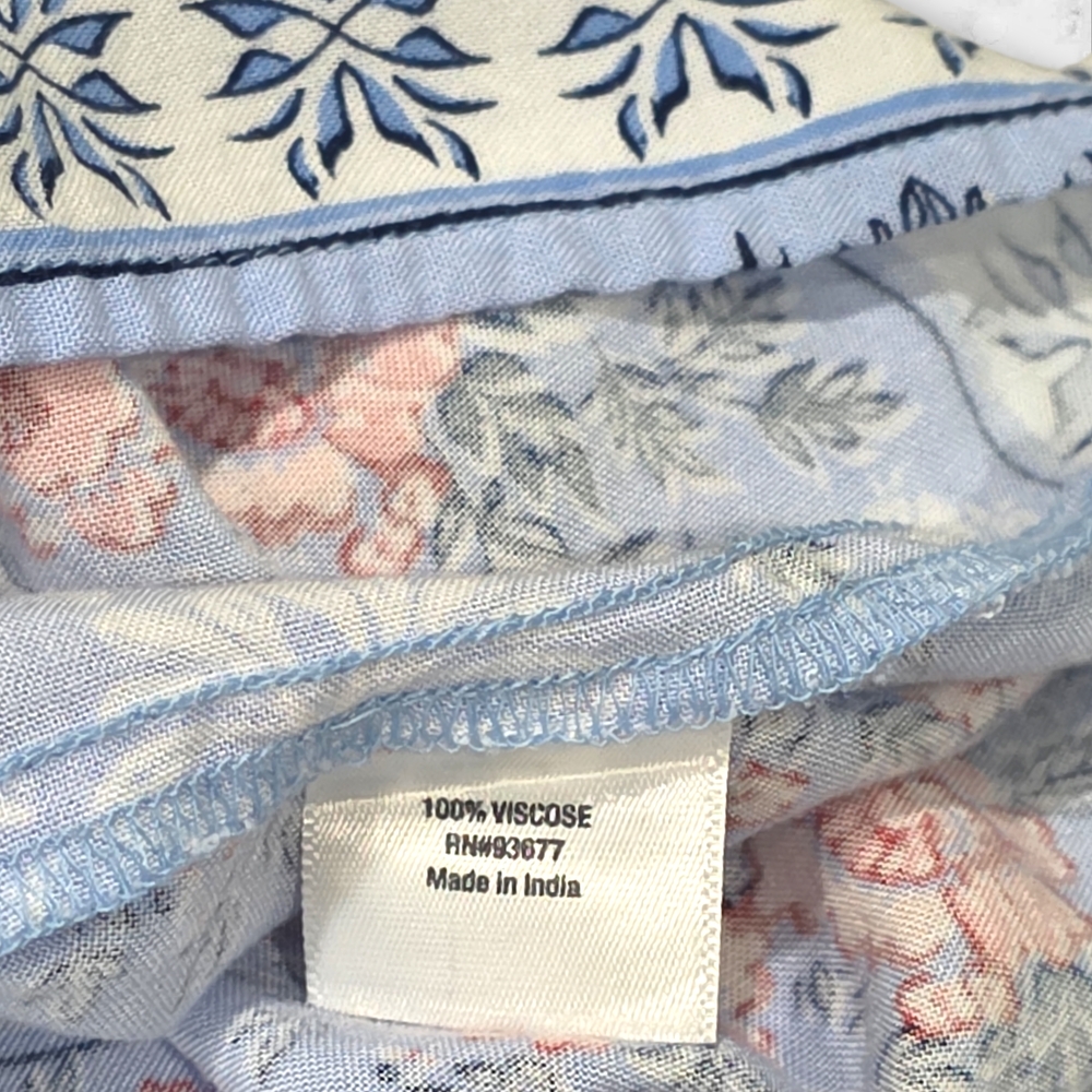 St. Johns Bay Floral Woman's Blouse Shirt Top Size Large (L) C92 - Picture 3 of 9